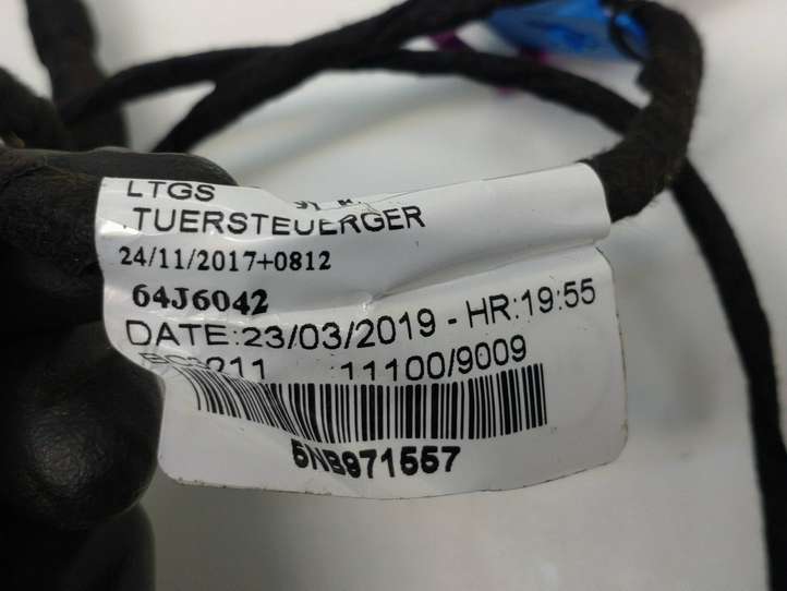 Volkswagen Tiguan (2016 - 2020)  5NB971557 Проводка передних дверей