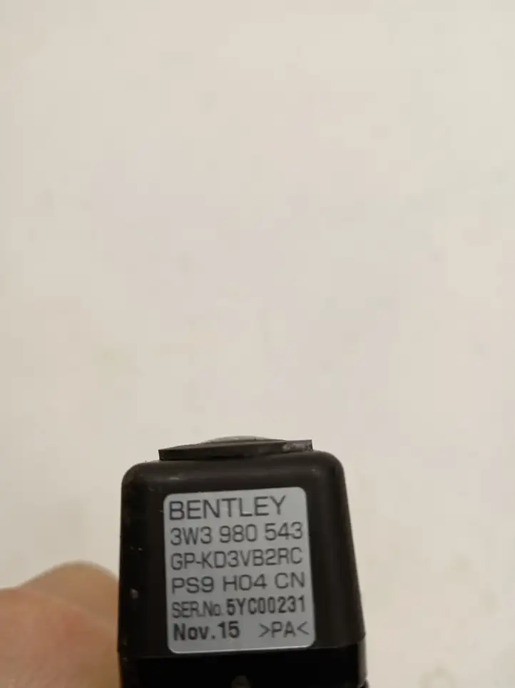 Bentley Continental (2003 - 2017) 3W3980543 Видеокамера заднего вида — фото 4