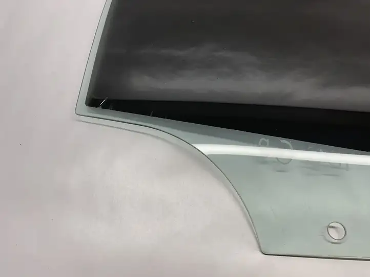 BMW 1 F20 F21 (2011 - 2019) 43R001734 Стекло задней двери — фото 6