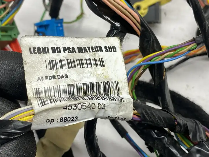Peugeot 208 (2015 - 2019) 9814161180 Прочая электропроводка — фото 8