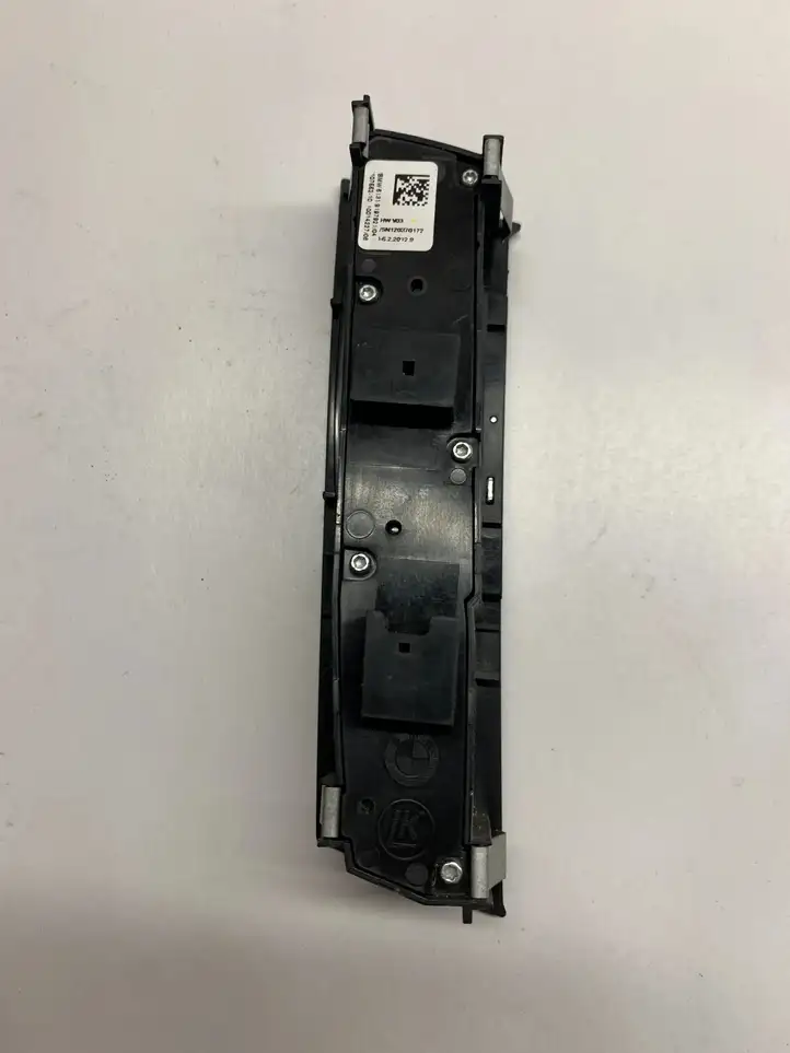 BMW 5 F10 F11 (2009 - 2016) 61319197921 Блок кнопок на панели — фото 4