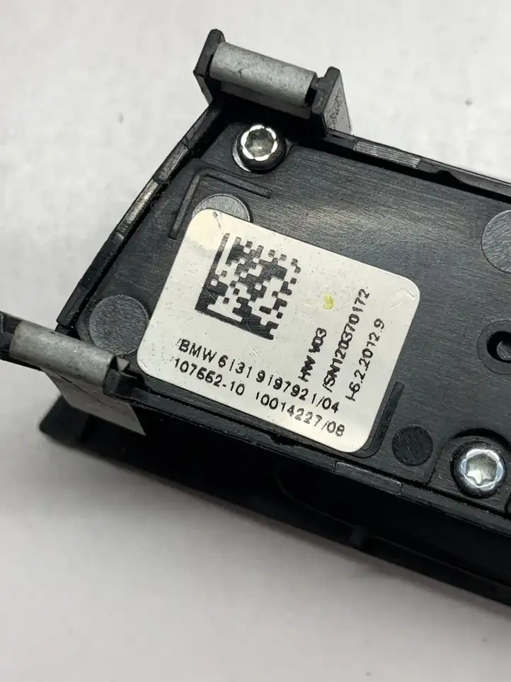 BMW 5 F10 F11 (2009 - 2016) 61319197921 Блок кнопок на панели — фото 9