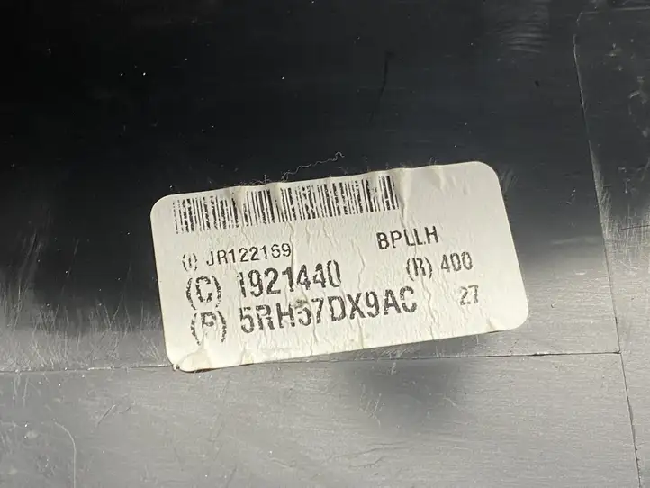 Chrysler Pacifica (2016 - ) JR122169 Нижняя обшивка стойки B — фото 8