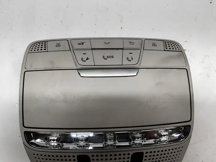 Mercedes-Benz C W205 (2014 - 2021) A0009008807 Передняя подсветка — фото 3