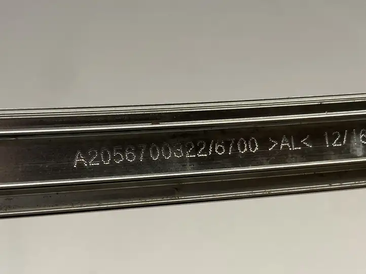 Mercedes-Benz C W205 (2014 - 2021) A2056700322 Накладка стекла задней двери — фото 7