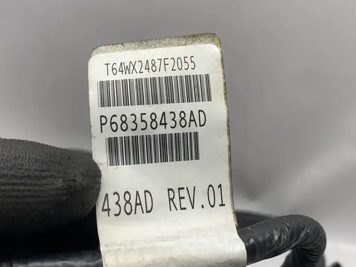Chrysler Pacifica (2016 - ) P68358438AD Прочая электропроводка — фото 3
