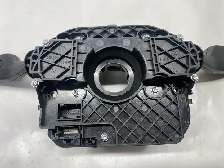BMW 6 F12 F13 (2010 - 2018) 9245625 Контактное кольцо SRS — фото 3