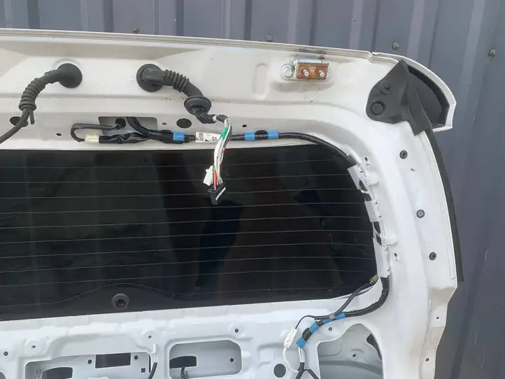 Toyota RAV 4 (XA40) (2012 - 2018) 6700542550 Крышка багажника — фото 2