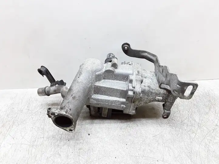 Volvo V70 (2007 - 2013)  702209040 Клапан EGR