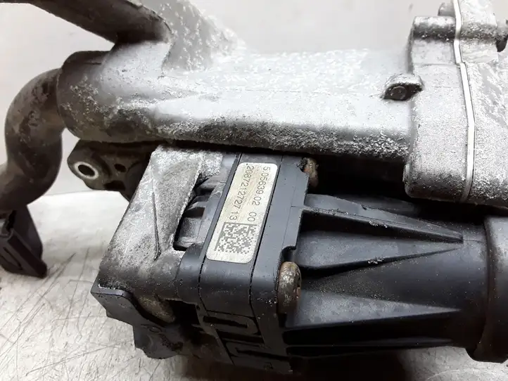 Volvo V70 (2007 - 2013)  702209040 Клапан EGR