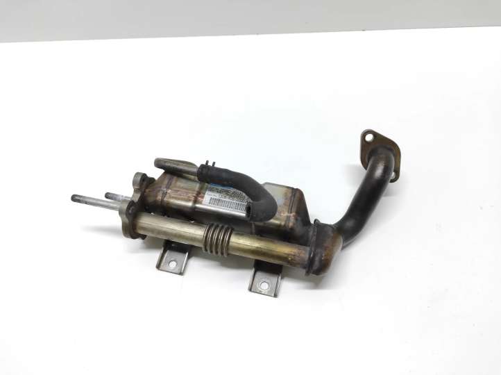 Lexus IS 220 (2005 - 2010)  2568026030 Охладитель EGR