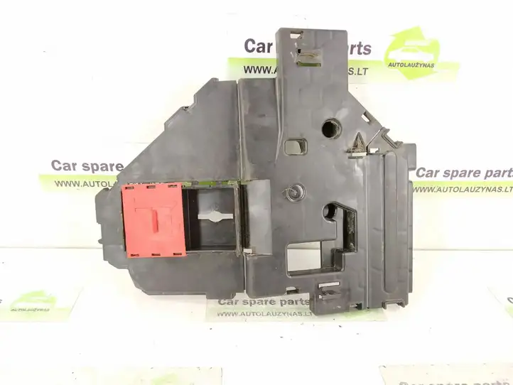 Mercedes-Benz E W238 (2017 - ) Крышка ящика предохранителей — фото 2