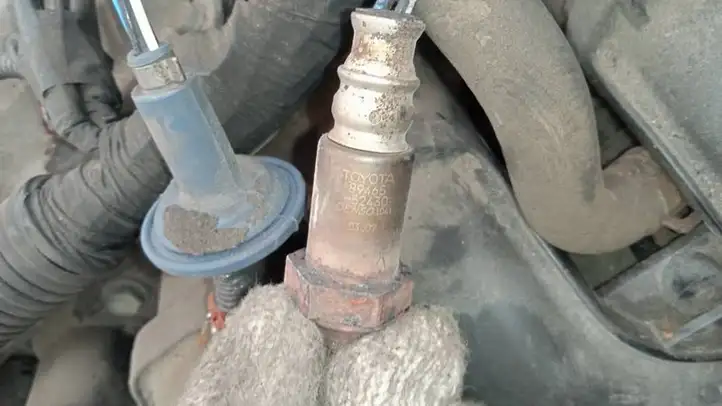 Toyota Yaris (2005 - 2009) 8946552430 Лямбда-зонд — фото 2