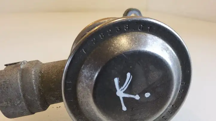 BMW 7 E65 E66 (2001 - 2008) 72823801 Клапан EGR — фото 3