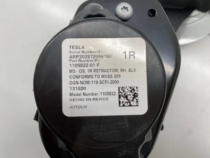 Tesla Model 3 (2017 - 2023) 1105822 Передний ремень безопасности — фото 9