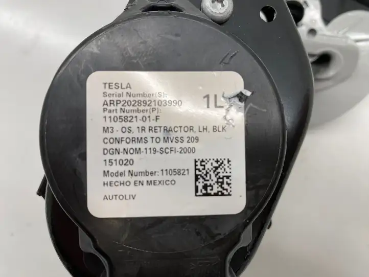Tesla Model 3 (2017 - 2023) 1105821 Передний ремень безопасности — фото 5