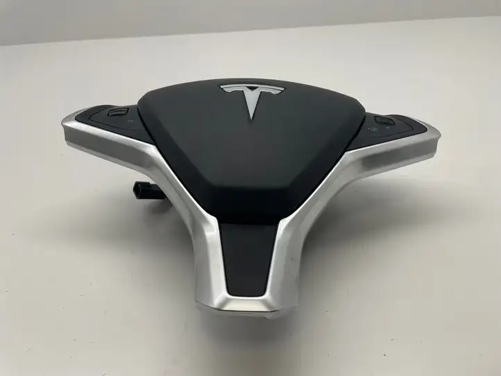 Tesla Model X (2015 - 2021) 1036779 Подушка безопасности руля — фото 6