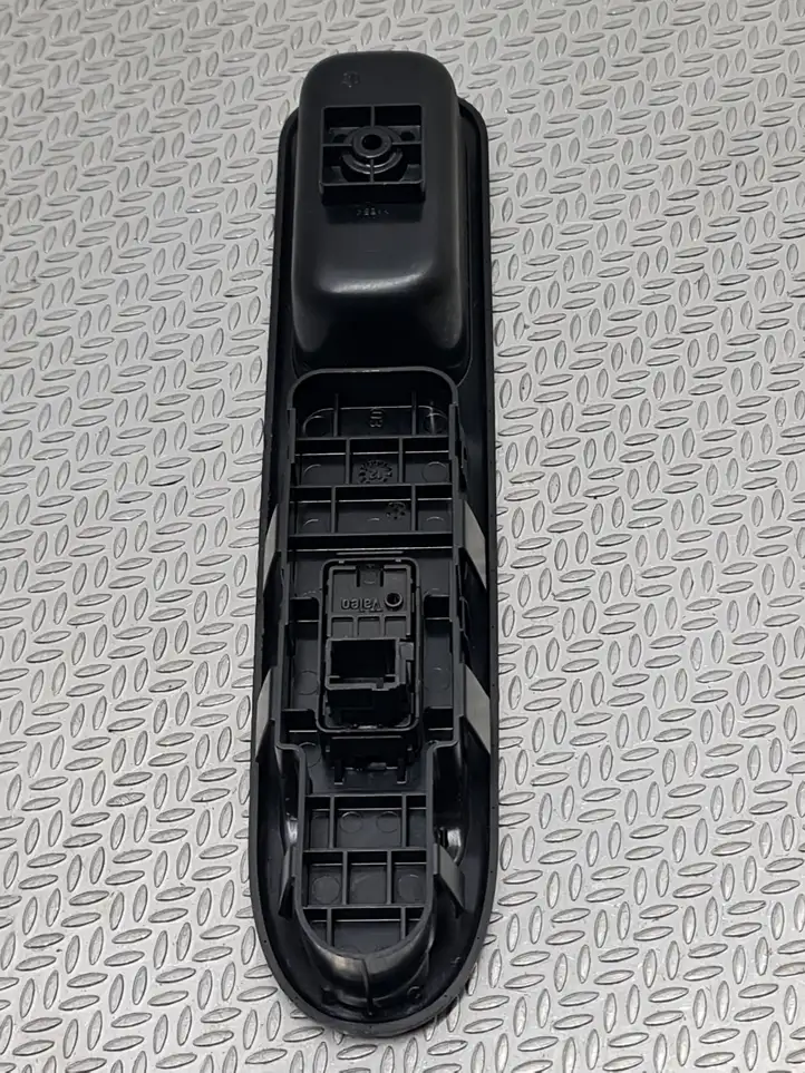 Peugeot 207 (2006 - 2009) 96548607 Блок кнопок стеклоподъемников — фото 4