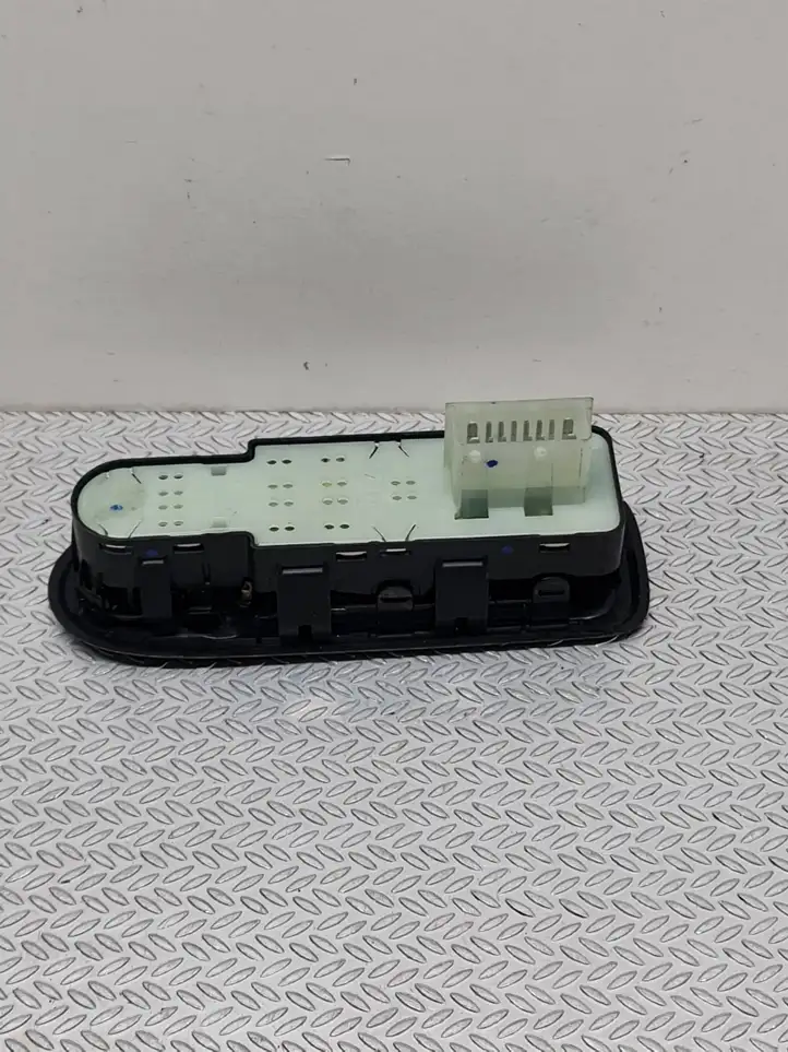 Citroen C3 (2009 - 2013) 96647495XT Кнопка стеклоподъемников — фото 4