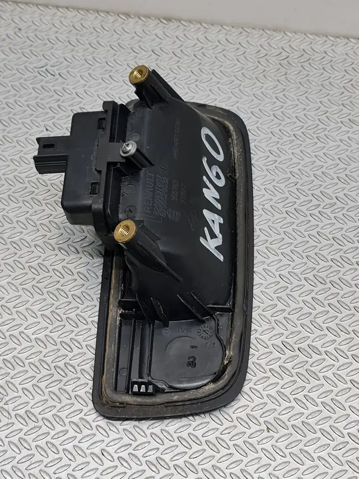 Renault Kangoo II (2008 - 2014) 8200497807 Ручка крышки багажника — фото 5