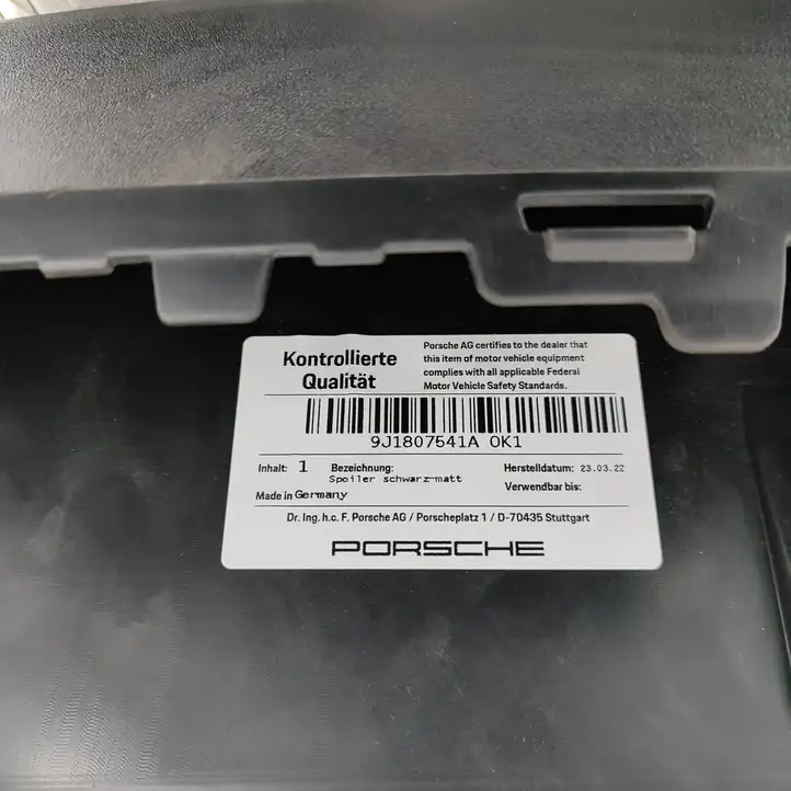 Porsche Taycan 9J1 (2019 - ) 9J1807541A Нижняя часть переднего бампера — фото 6