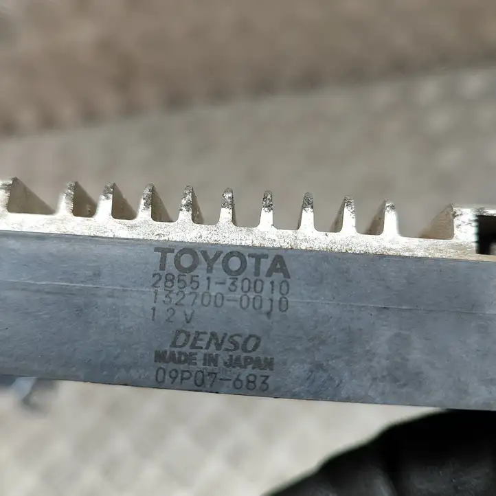 Toyota Hilux (AN10, AN20, AN30) (2011 - 2015) 2855130010 Реле накала свечей — фото 4