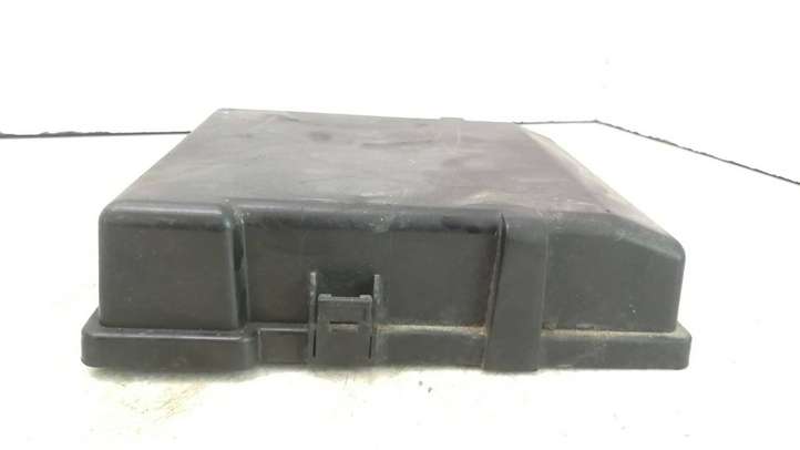 Nissan Pathfinder R51 (2005 - 2012)  7154849830 Крышка ящика предохранителей
