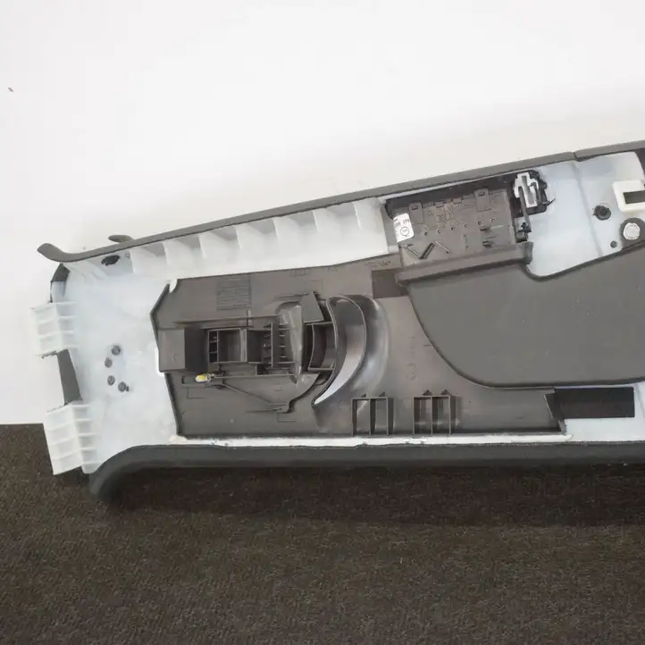 Audi Q7 4L (2009 - 2015) 4L0819723 Нижняя обшивка стойки B — фото 5