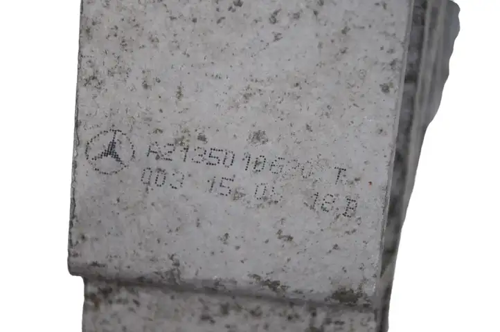 Mercedes-Benz GLC X253/C253 (2015 - ) A2135010620 Кронштейн панели радиатора — фото 5