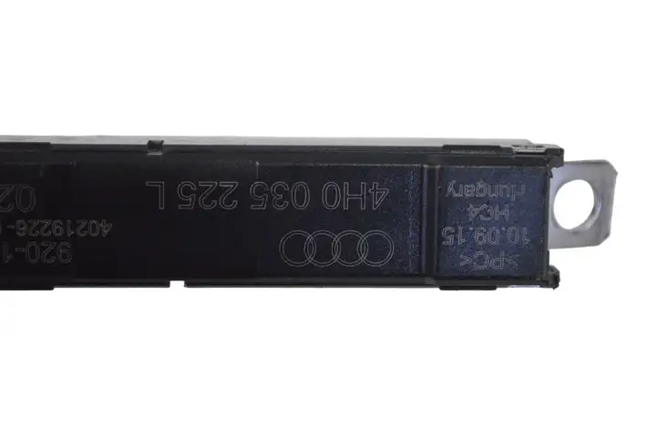 Audi A8 S8 D4 4H (2013 - 2017) 4H0035225L Усилитель антенны — фото 3