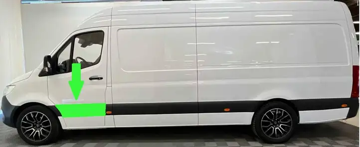 Mercedes-Benz Sprinter W907 W910 (2018 - ) A9106900200 Молдинг передней двери — фото 3