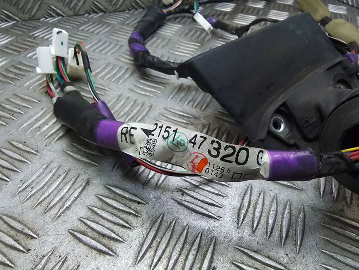 Toyota Prius (XW30) (2009 - 2015)  8215147320G Проводка передних дверей