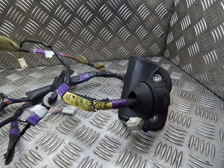 Toyota Prius (XW30) (2009 - 2015)  8215247320G Проводка передних дверей