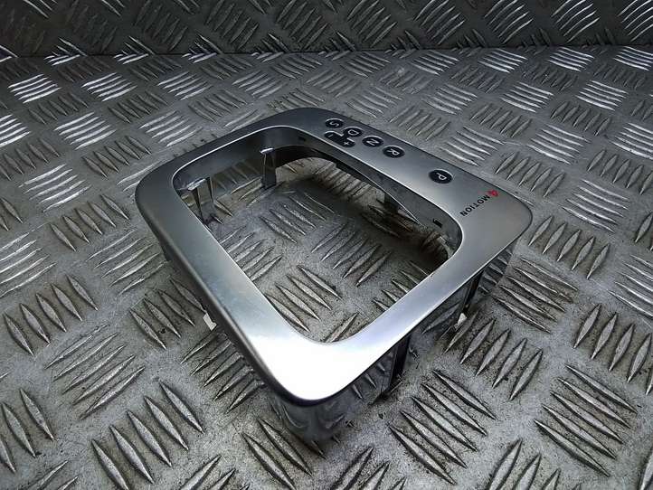 Volkswagen Tiguan (2007 - 2011)  5N1713203AB Рамка рычага переключения передач