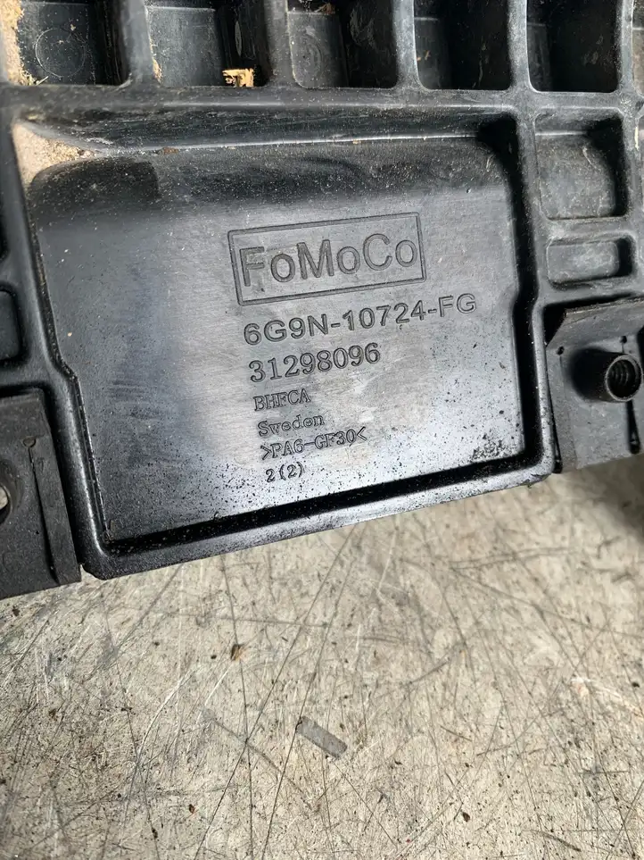 Volvo S60 (2010 - 2013) 6G9N10724FG Кронштейн заднего бампера — фото 4