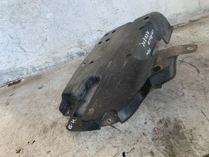 Toyota Corolla E120 E130 (2000 - 2004) Защита днища задней части — фото 2