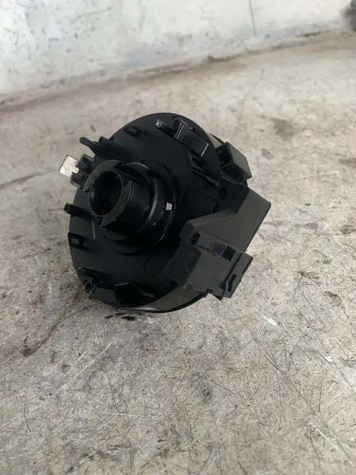 Toyota Corolla E120 E130 (2000 - 2004) 10400967830 Контактное кольцо SRS — фото 3