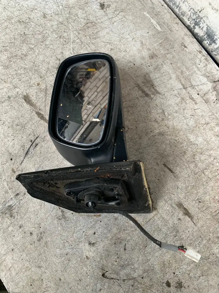 Toyota Corolla E120 E130 (2000 - 2004) Боковое зеркало с электроприводом — фото 3