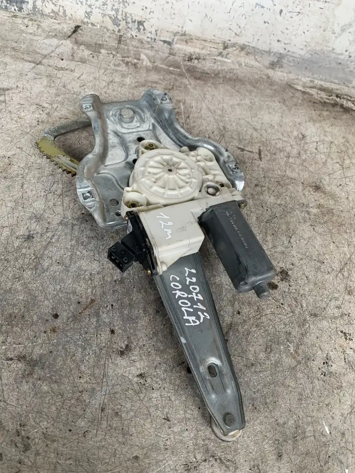 Toyota Corolla E120 E130 (2000 - 2004) 0130822031 Стеклоподъемник передней двери (комплект) — фото 3