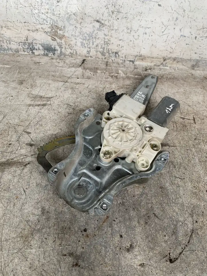 Toyota Corolla E120 E130 (2000 - 2004) 0130822032 Стеклоподъемник передней двери (комплект) — фото 3