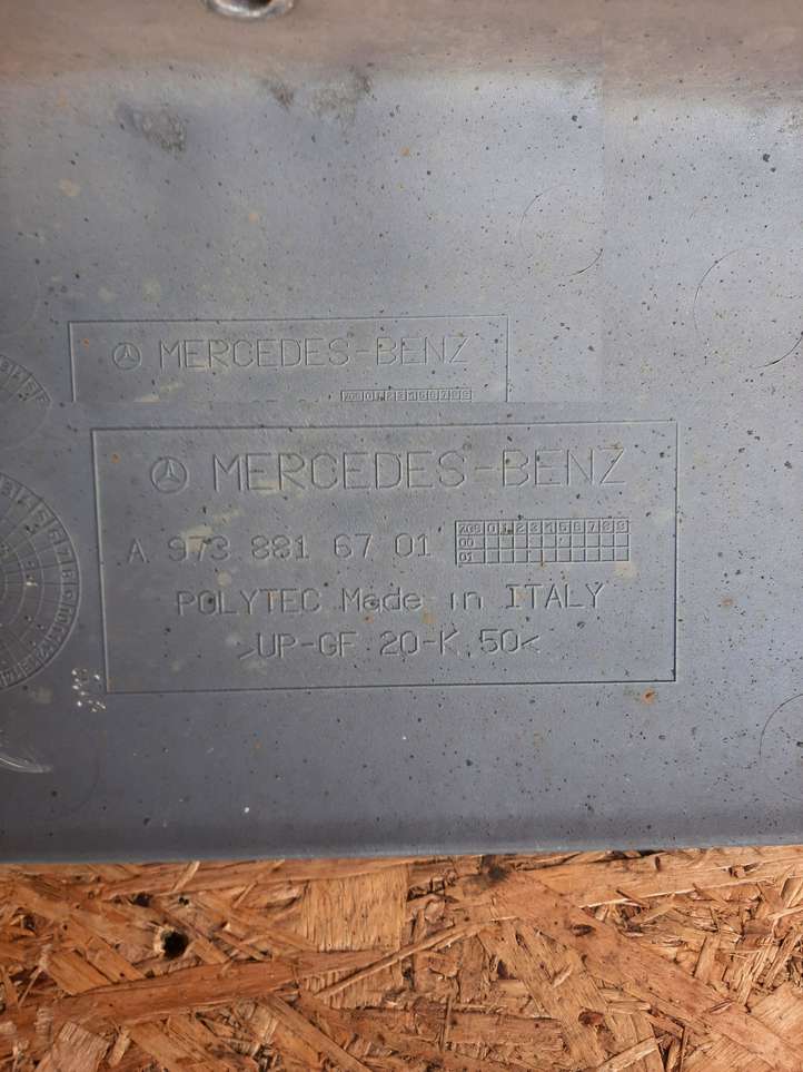 Mercedes-Benz Sprinter W901 W902 W903 W904 (1995 - 2007)  A9738816701 Накладка на крыло