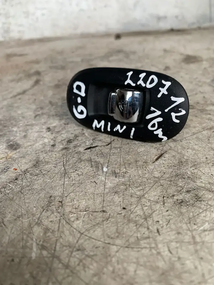 Mini One Cooper R56 (2012 - 2020) 935486601 Кнопка стеклоподъемников — фото 2