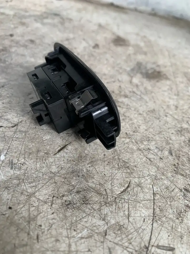 Mini One Cooper R56 (2012 - 2020) 935486601 Кнопка стеклоподъемников — фото 3