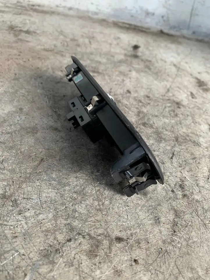 Mini One Cooper R56 (2012 - 2020) 935486601 Кнопка стеклоподъемников — фото 2