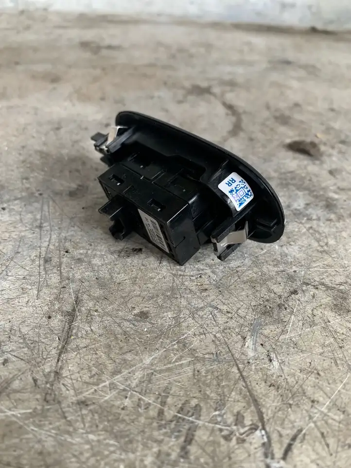 Mini One Cooper R56 (2012 - 2020) 935486601 Кнопка стеклоподъемников — фото 2