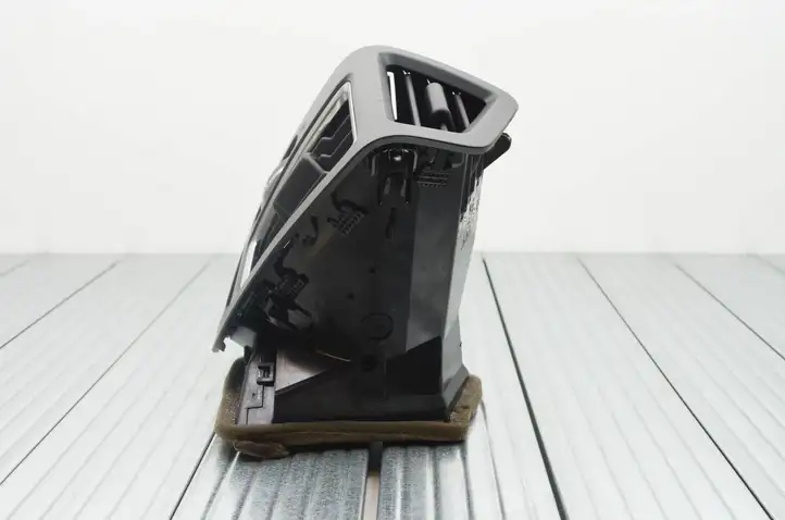 Ford Kuga II (2013 - 2019) F1CBR018B08ABW Воздушная решетка панели — фото 5