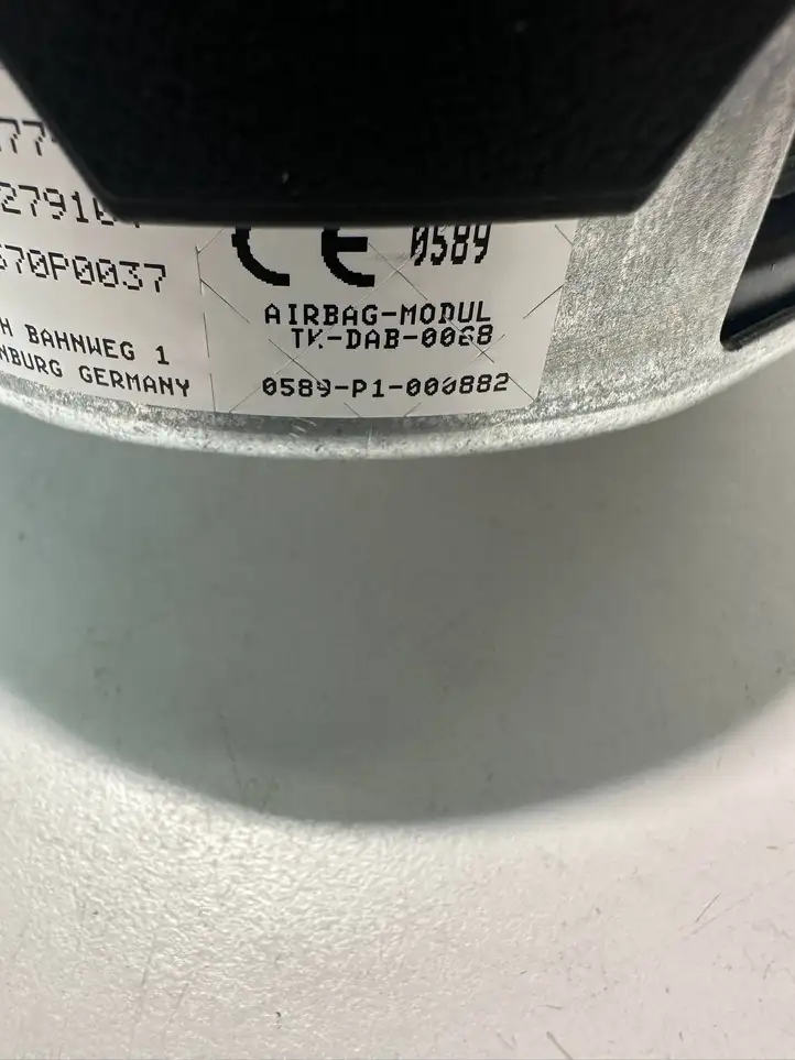 BMW 2 F45 (2014 - 2021) 33809279104 Подушка безопасности руля — фото 2