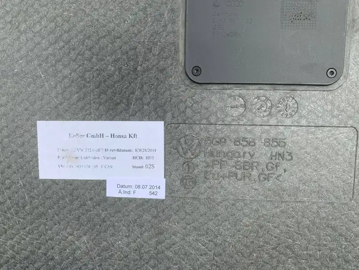 Volkswagen Golf VII (2013 - 2019) 5G9858855 Коврик багажника — фото 6