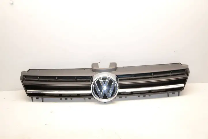 Volkswagen Golf VII (2013 - 2019) 5G0853653 Верхняя решетка радиатора — фото 1