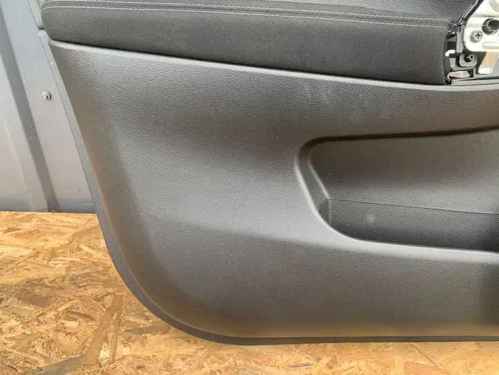 Nissan Qashqai (2017 - 2020) 809234EA1A Обшивка передней двери — фото 4